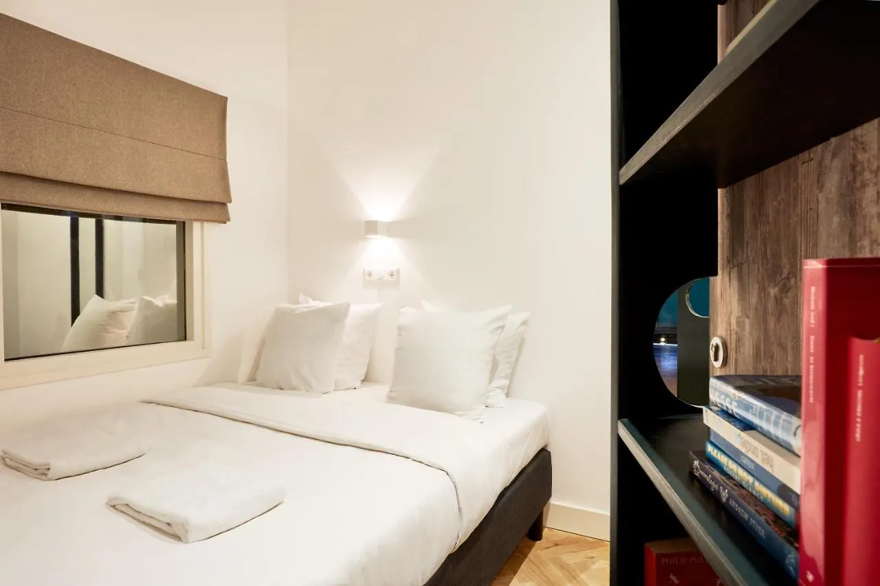 Hotel Not Hotel Amsterdam Hollanda