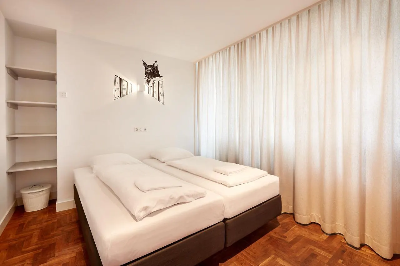 Hotel Not Hotel Amsterdam 3*,