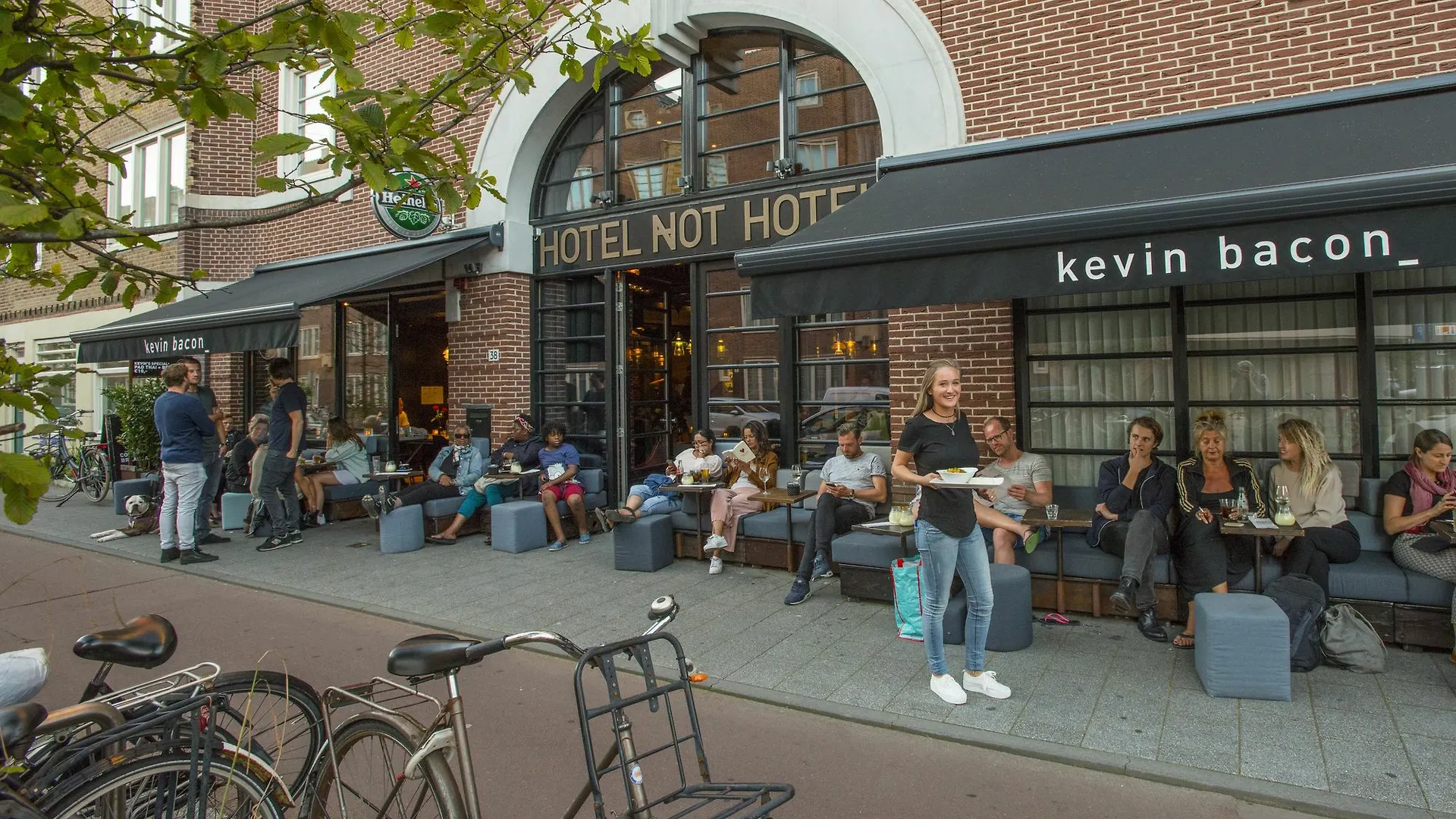 Hotel Not Hotel Amsterdam Hollanda